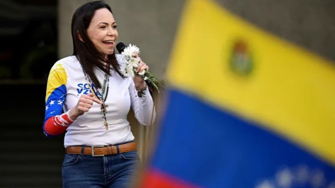 Foto - Ekrem’in tebrik ettiği kukla Machado Trump’a seslendi! ‘Ben de koltuk istiyorum’