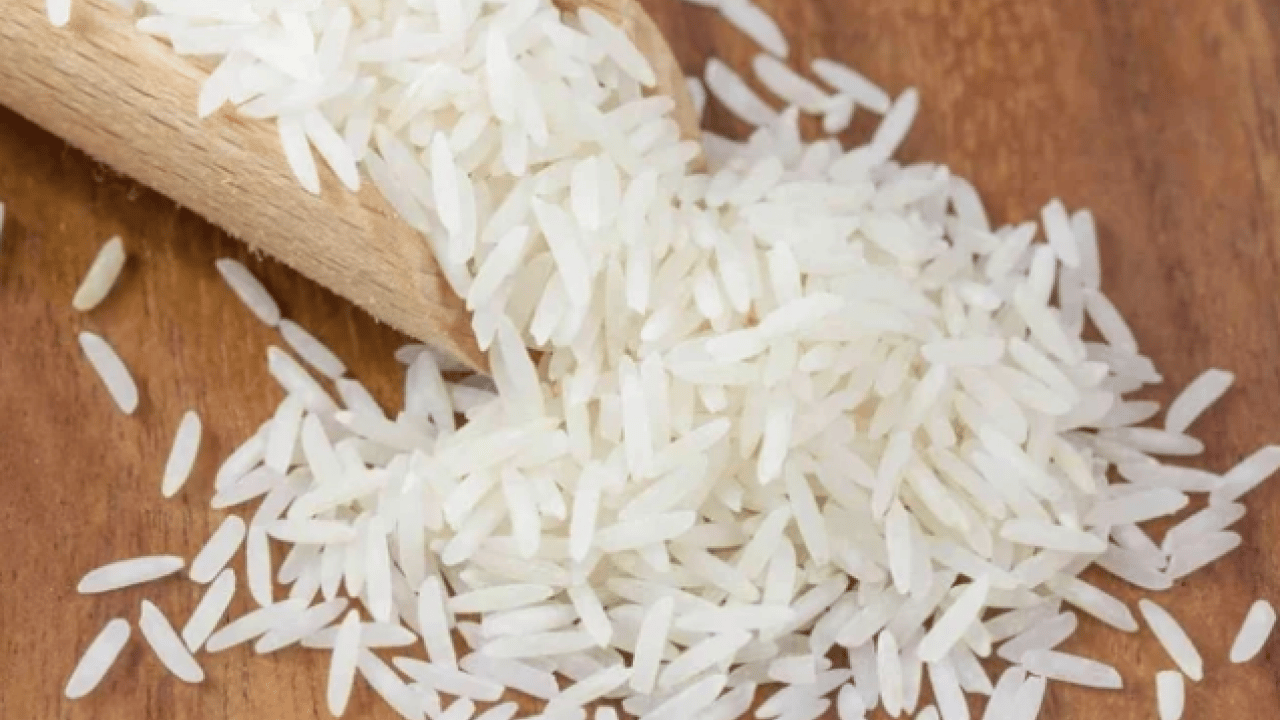 Foto - Ekşi veya kötü koku... Pirinçte saklı tehlike: Zehirlenmeye davetiye çıkarıyor 