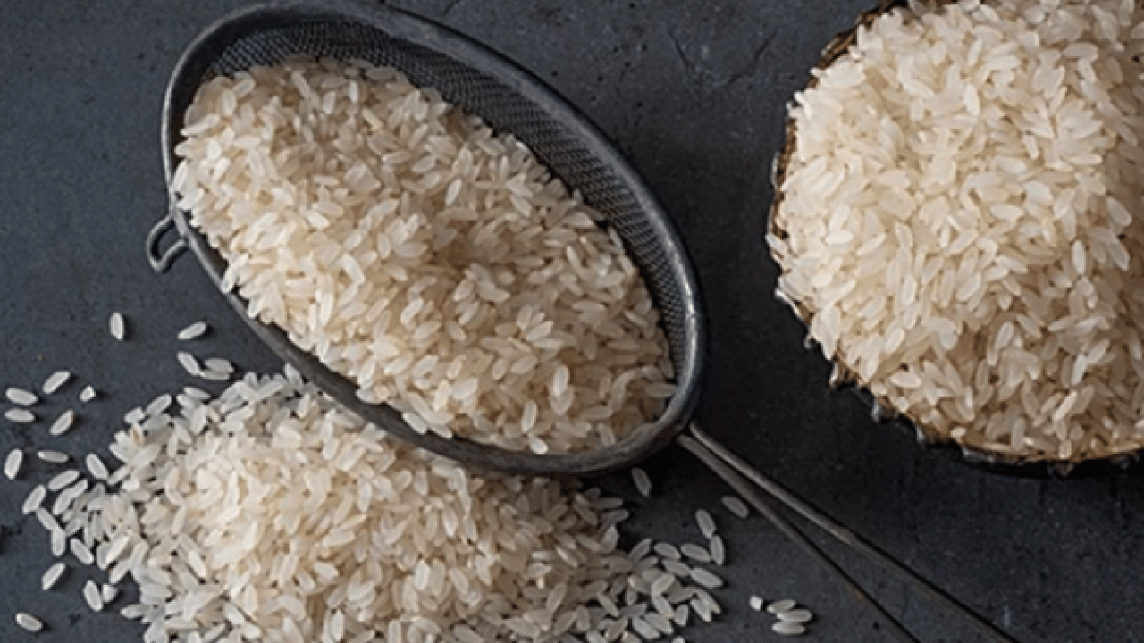 Foto - Ekşi veya kötü koku... Pirinçte saklı tehlike: Zehirlenmeye davetiye çıkarıyor 