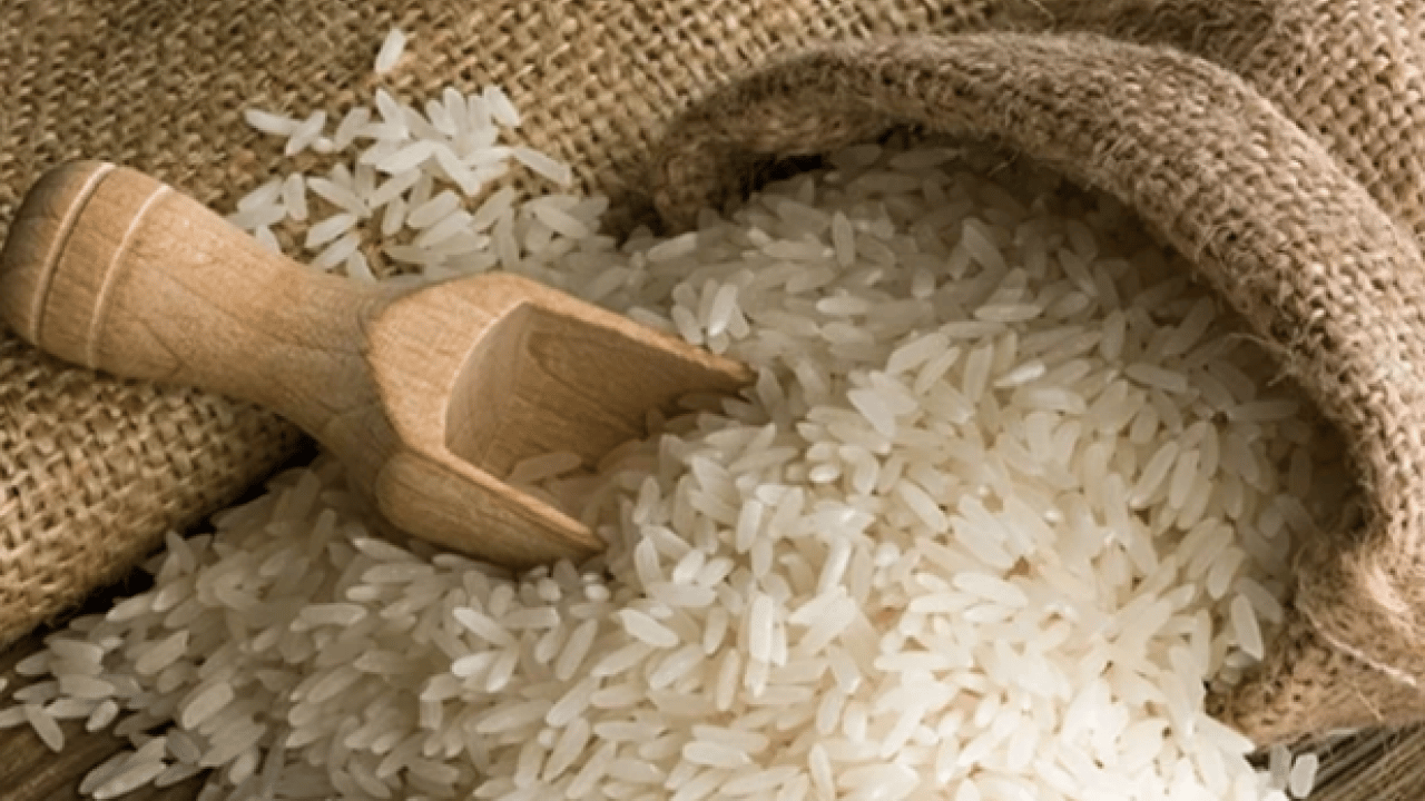 Foto - Ekşi veya kötü koku... Pirinçte saklı tehlike: Zehirlenmeye davetiye çıkarıyor 