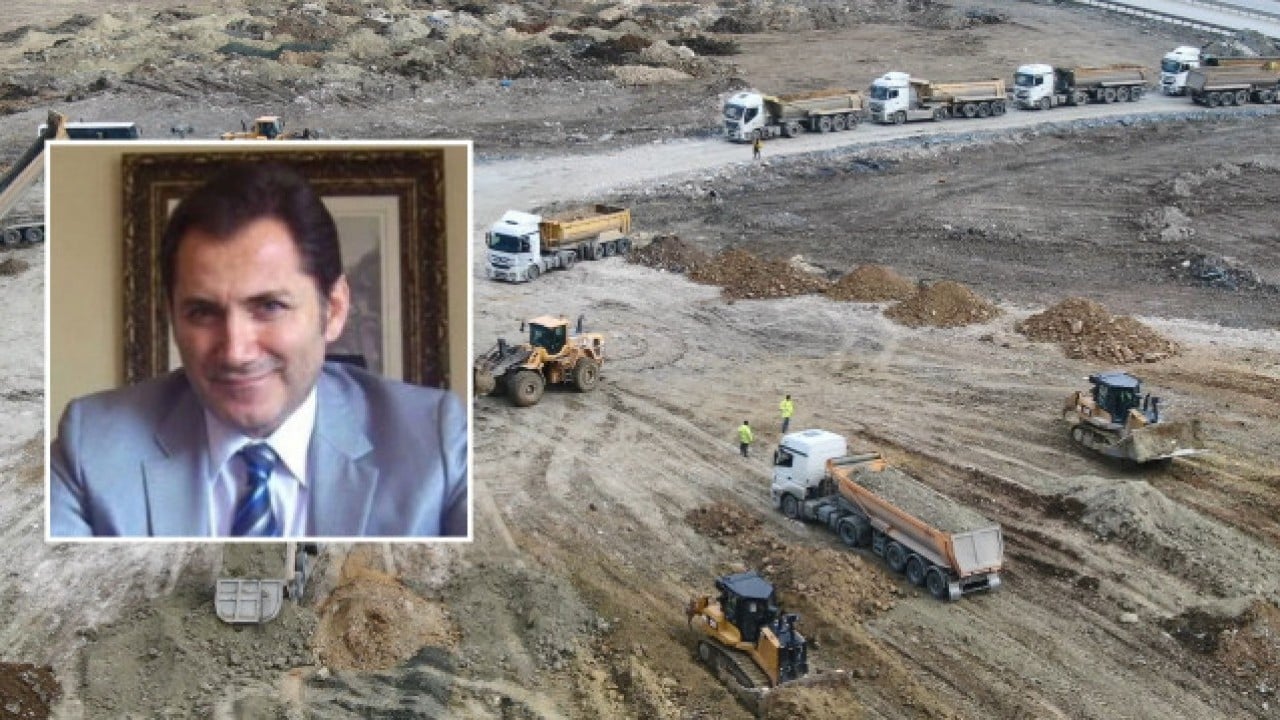 Foto - Elebaşı’nın 6 yardımcısı… Deveyi hamuduyla götürmüşler