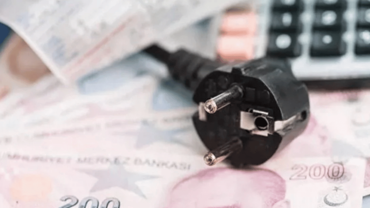 Elektriği o saatlerde kullananlar dikkat: Meğer fatura daha fazla geliyormuş!