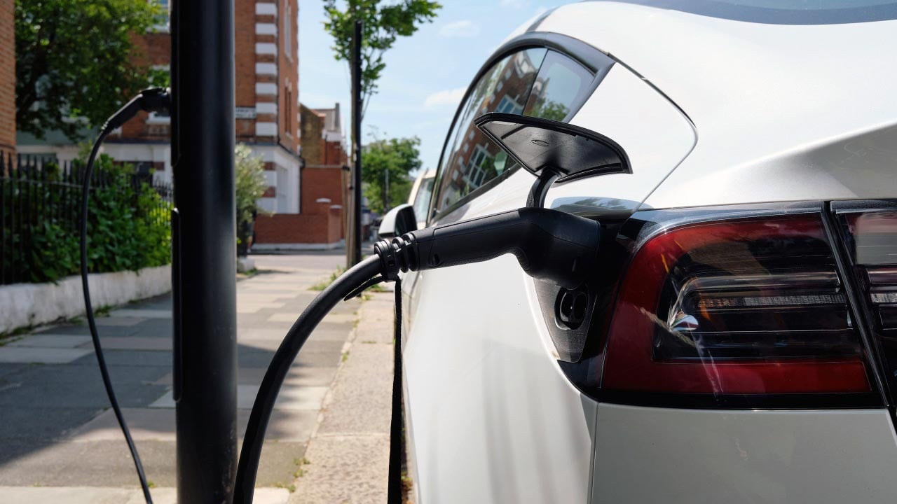 Foto - Elektrikli araçlarda gizli tehlike! Yazılıma mahkum ediyor 