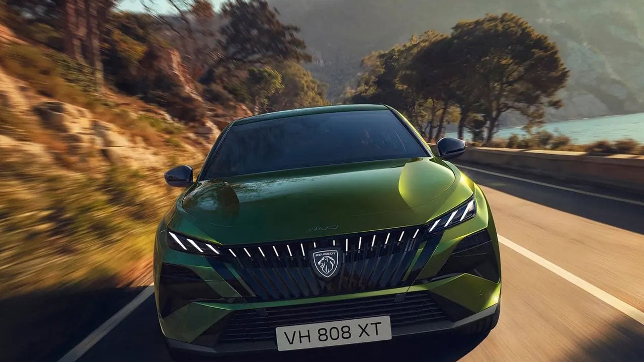 Foto - Küresel pazarda en çok Türkiye'de satıldı! Peugeot 408 yenilenerek dünya sahnesine çıktı