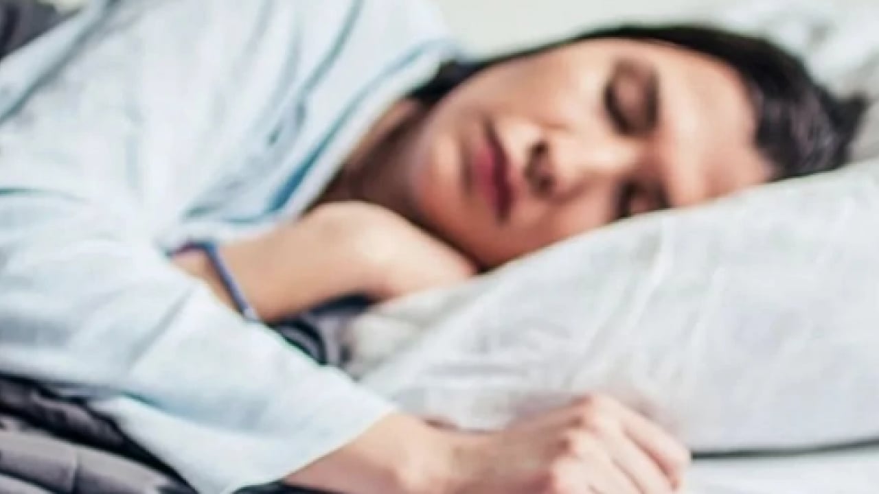 Foto - Elektromanyetik dalgalardan... Telefonu yastık altına koyarsanız... Sağlığı tehdit ediyor