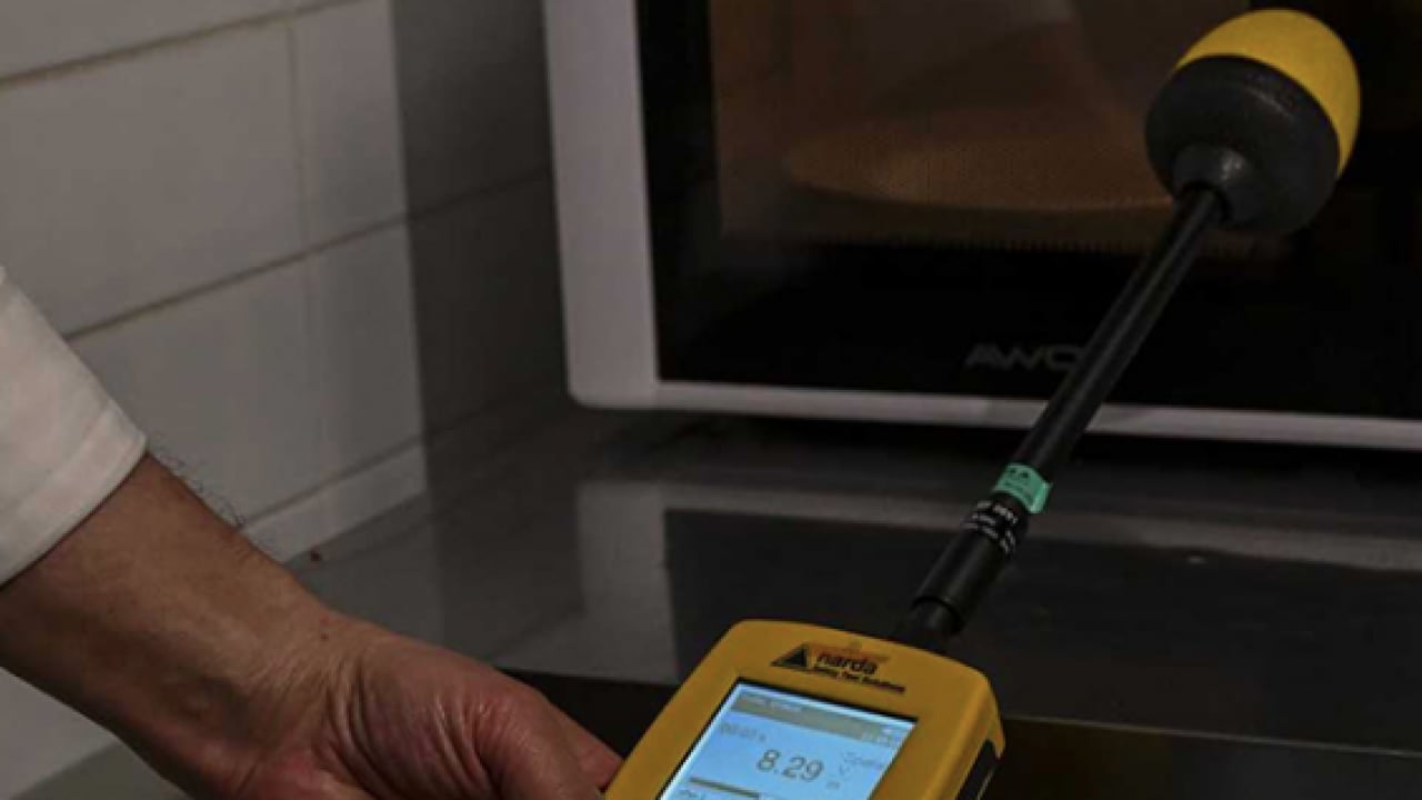 Elektromanyetik radyasyona maruz kalmamak için elektrikli cihazların... Bu sese duyarsız kalmayın!