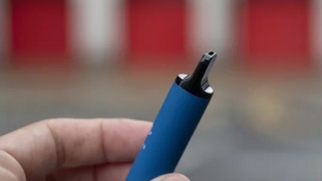 Foto - Elektronik sigara deyip geçmeyin: Sağlıklı diş eti için aman uzak durun!