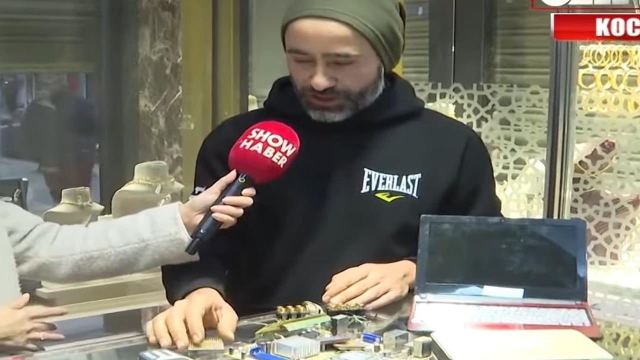 Foto - Elinizin tersiyle çöpe attığınız şey meğer altınmış! Hurdacı, 43 gram saf altını böyle buldu, kuyumcudan "trink" diye 275 bin TL’yi kaptı