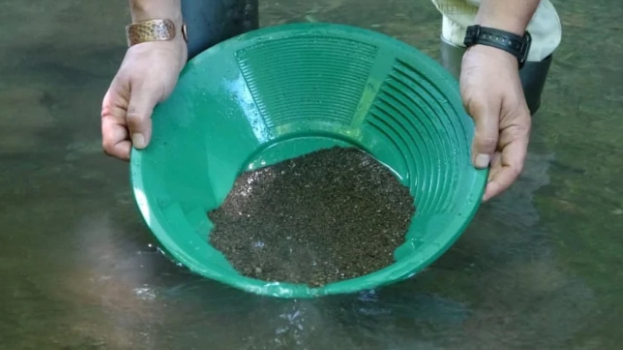 Foto - Burası Afrika değil Karadeniz! Günde 6 gram altın buluyorlar!