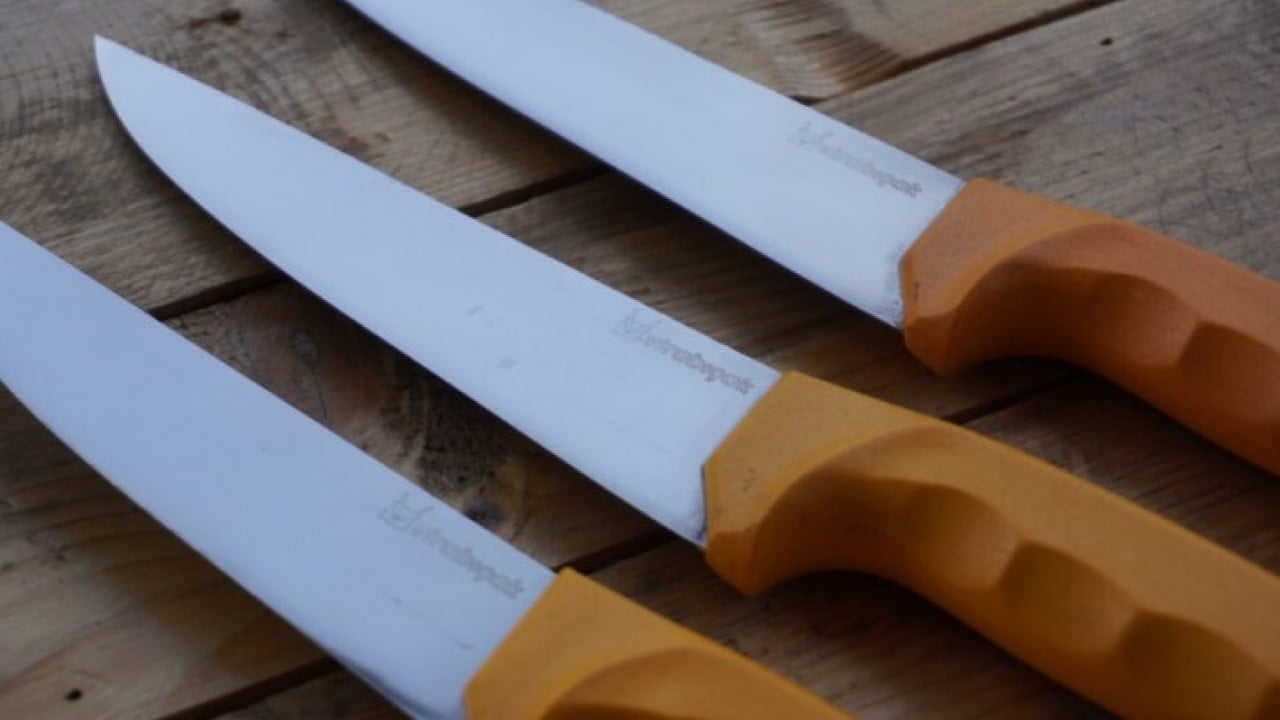 Elmas gibi göz kamaştıracak! Çelik bıçakları parlatan doğal yöntem açıklandı