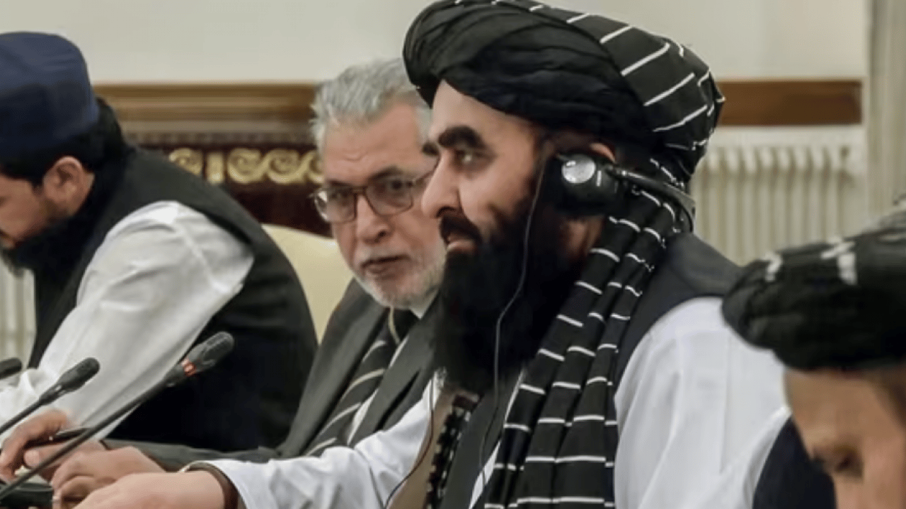 Foto - Elmayla armut birbirine girdi… Müslüman ülkeyle savaşan Taliban’ı baş tacı ettiler