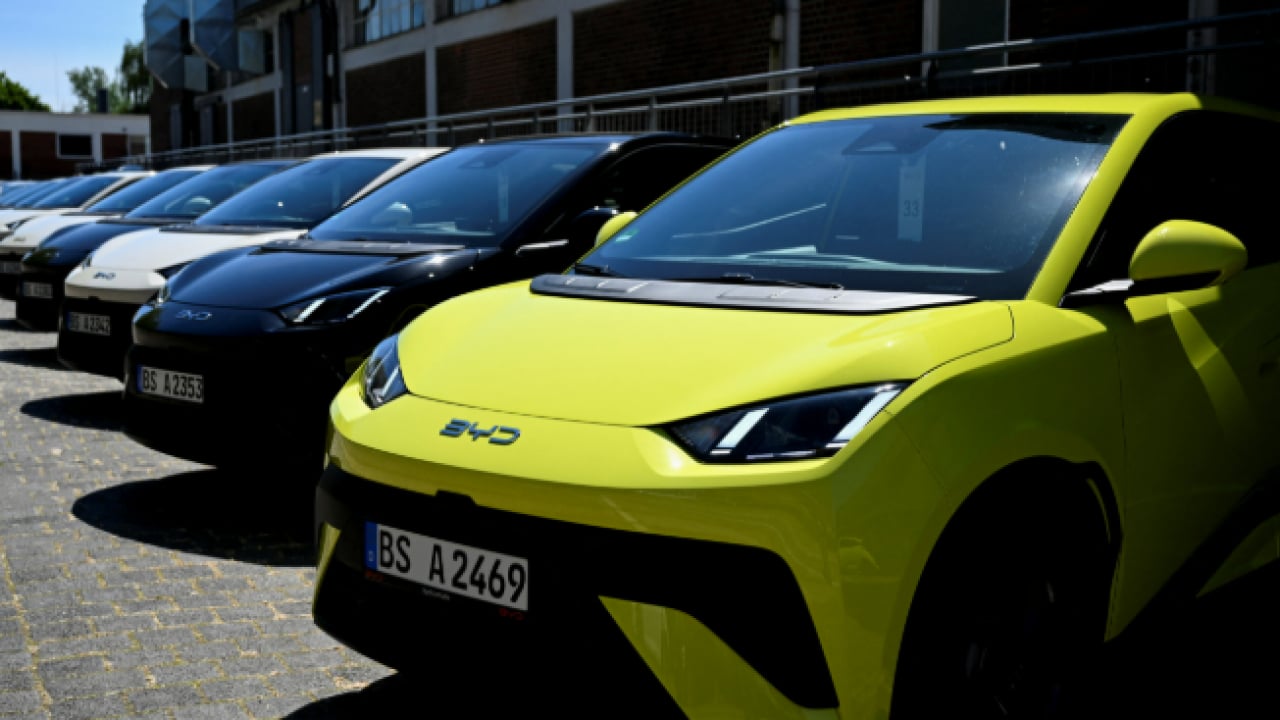 Foto - Elon Musk'a soğuk duş! Elektrikli otomobilde devir teslim: BYD, Tesla’yı tahtından indirdi!