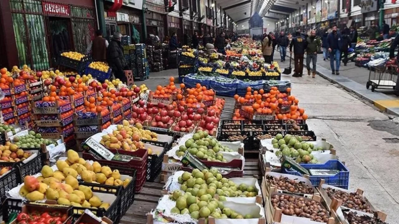 Foto - Emek hırsızları iş başında: Komisyoncu Çetesi çiftçinin alın terine çöktü!