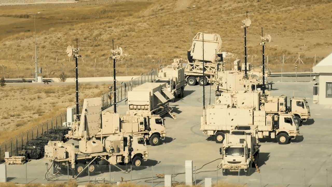 Foto - Emekli albaydan canlı yayında olay sözler: Türkiye Koral 2'yi 400 kilometrede açarsa ampul bile yakılmaz