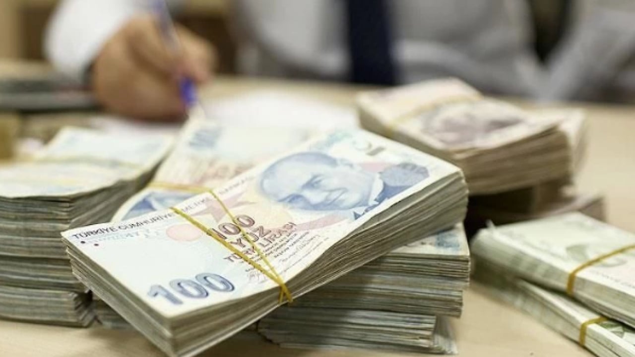 Foto - Emekli promosyonunda zirve yarışı! Ödemeler 100 bin TL'ye dayandı