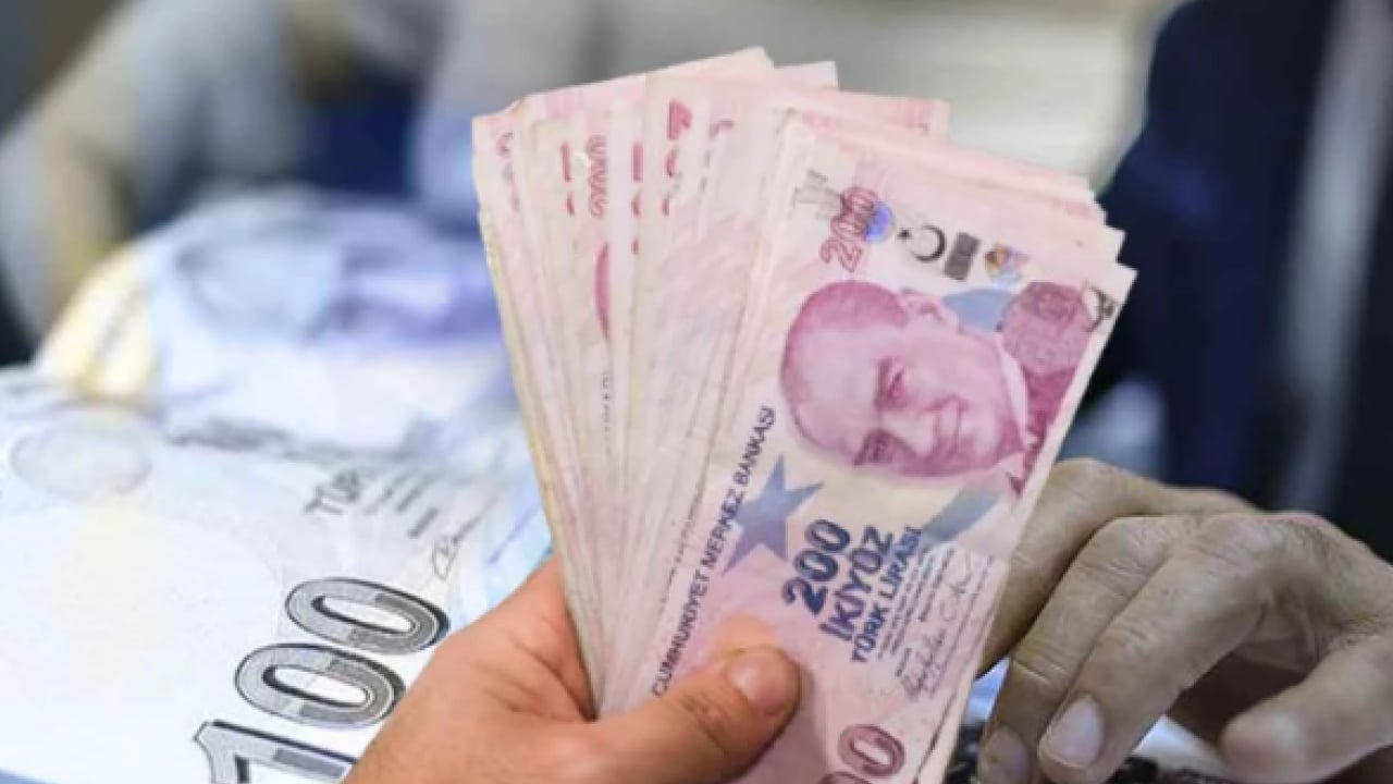 Foto - Emekli promosyonunda zirve yarışı! Ödemeler 100 bin TL'ye dayandı