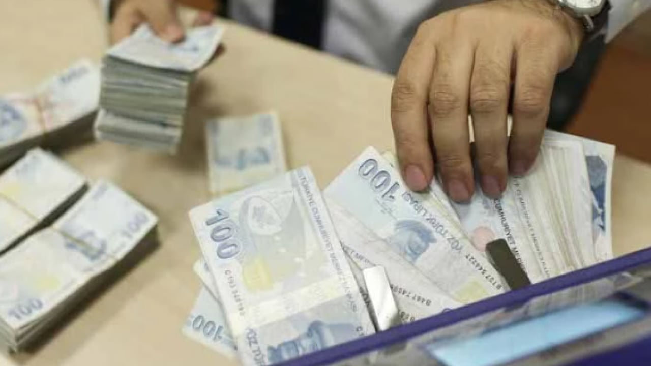 Foto - Emekli promosyonunda zirve yarışı! Ödemeler 100 bin TL'ye dayandı