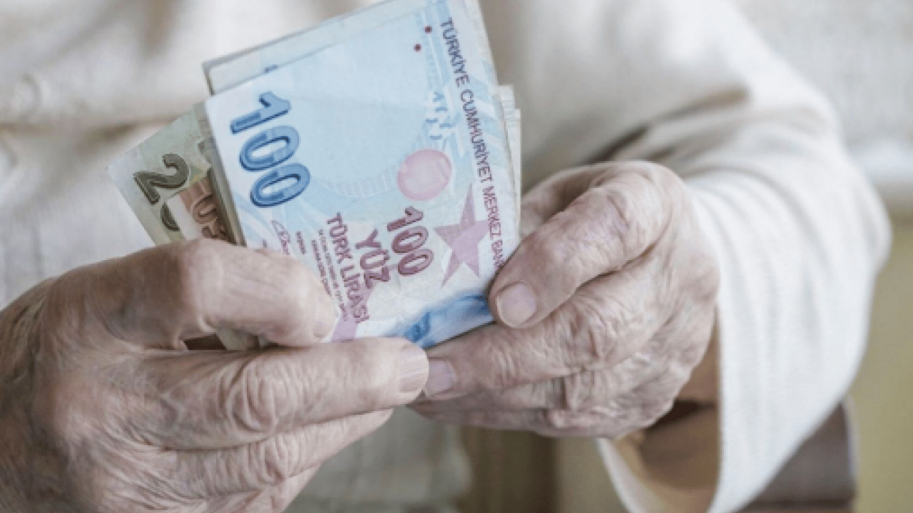 Foto - Emeklilere bayram öncesi çifte müjde: Maaş ve ikramiye tek seferde! Ödemeler bugün başladı