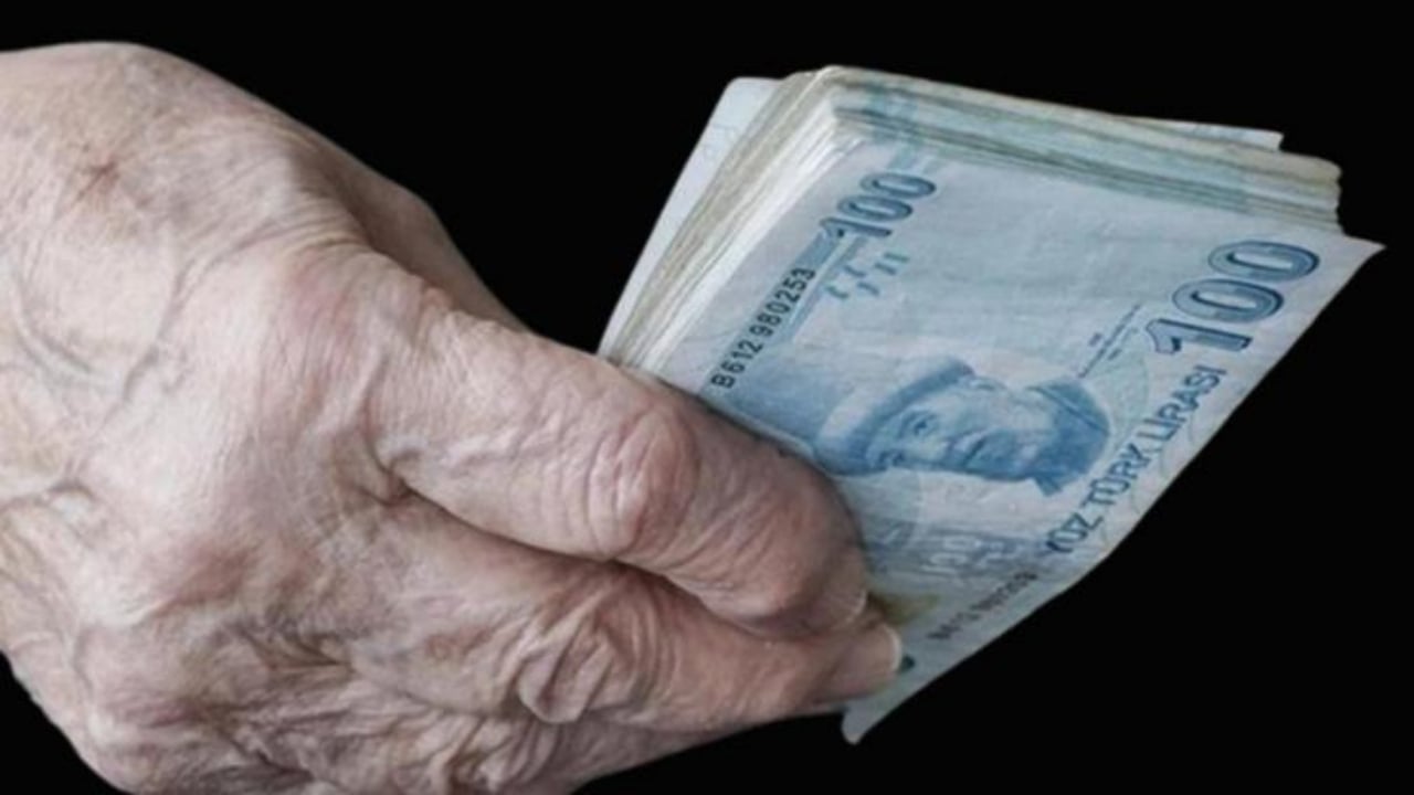 Foto - Emekliye çifte zam masada! Kulislerde konuşulan rakam şaşırttı