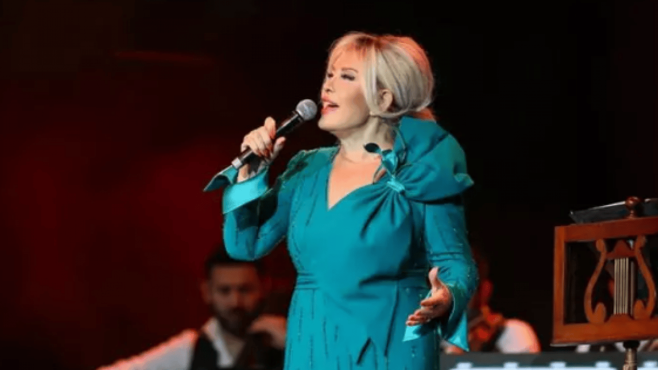 Foto - Emel Sayın'dan şaşırtan Kemal Sunal itirafı: 'Onu öyle görünce daha çok sevmiştim''