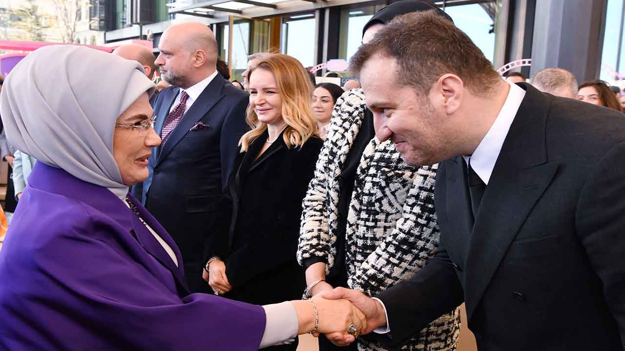Foto - Emine Erdoğan, "Cemre Çarşısı"nın açılışına katıldı