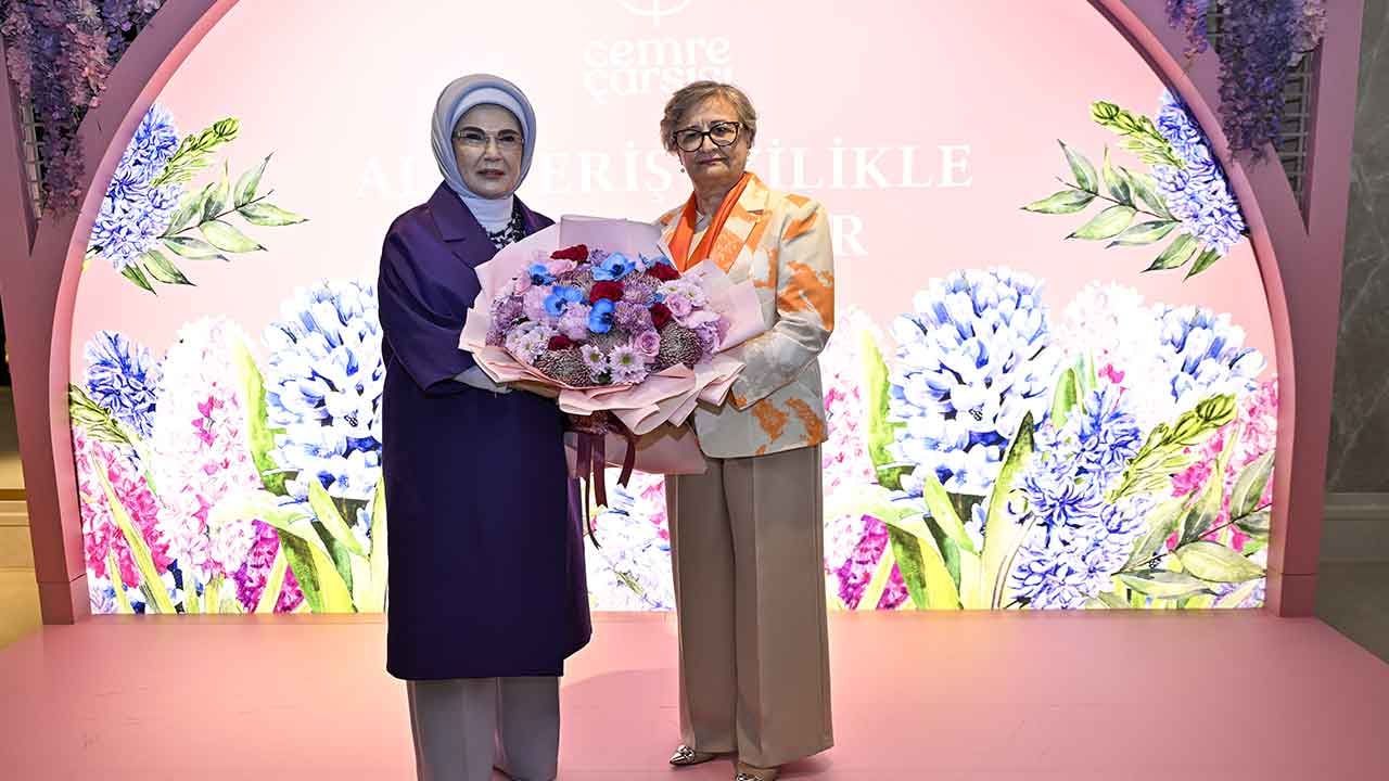 Foto - Emine Erdoğan, "Cemre Çarşısı"nın açılışına katıldı