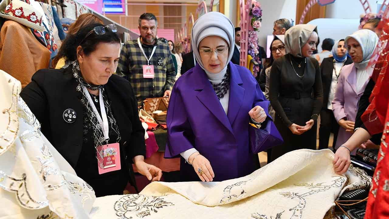 Emine Erdoğan, "Cemre Çarşısı"nın açılışına katıldı