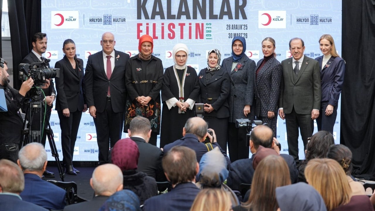 Foto - Emine Erdoğan, 'Kalanlar' Filistin Sergisi'nin açılışında konuştu: Gazze'ye inanıyorlar, biz de inanıyoruz