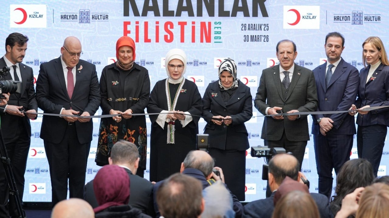 Foto - Emine Erdoğan, 'Kalanlar' Filistin Sergisi'nin açılışında konuştu: Gazze'ye inanıyorlar, biz de inanıyoruz