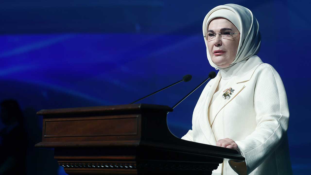 Foto - Emine Erdoğan'dan Sıfır Atık Forumu mesajı: İnsanlık ailesinin tarihi buluşması
