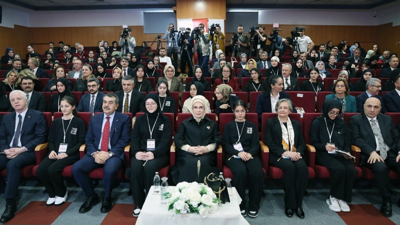 Foto - Emine Erdoğan TOGEM-DER etkinliğinde konuştu: Kütüphane okulların kalbidir, ruhudur, can damarıdır
