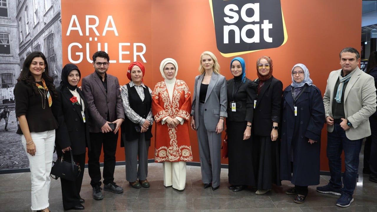 Foto - Emine Erdoğan, VakıfBank Sanat Galerisi'nin açılışına katıldı: VakıfBank'a teşekkür etti... 