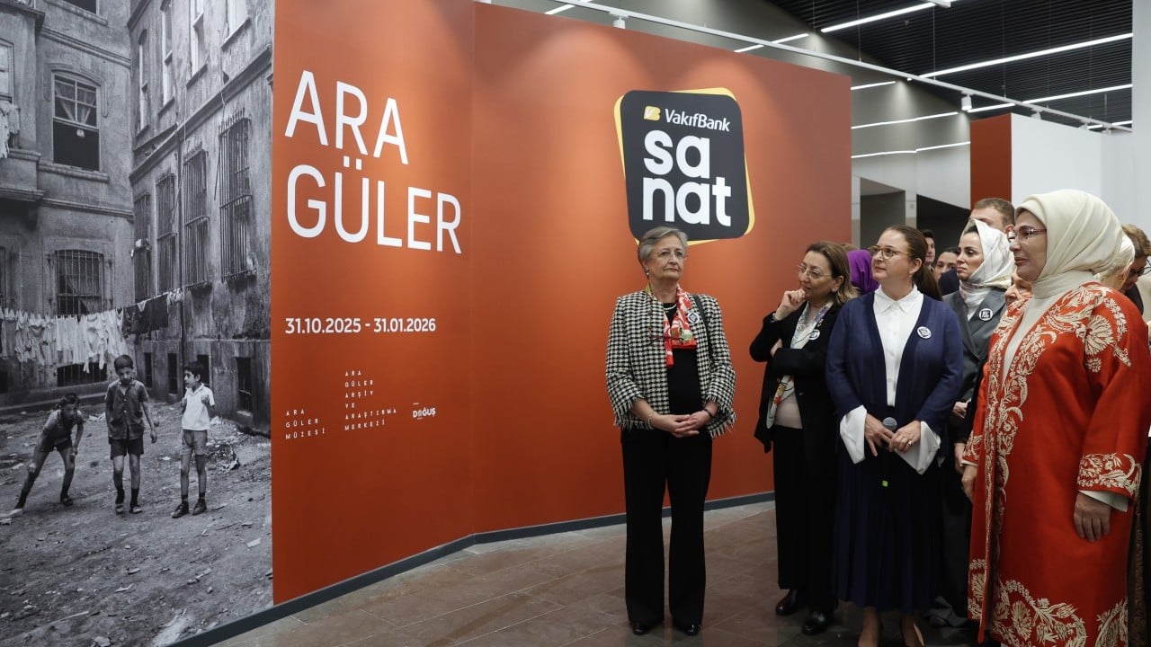 Foto - Emine Erdoğan, VakıfBank Sanat Galerisi'nin açılışına katıldı: VakıfBank'a teşekkür etti... 