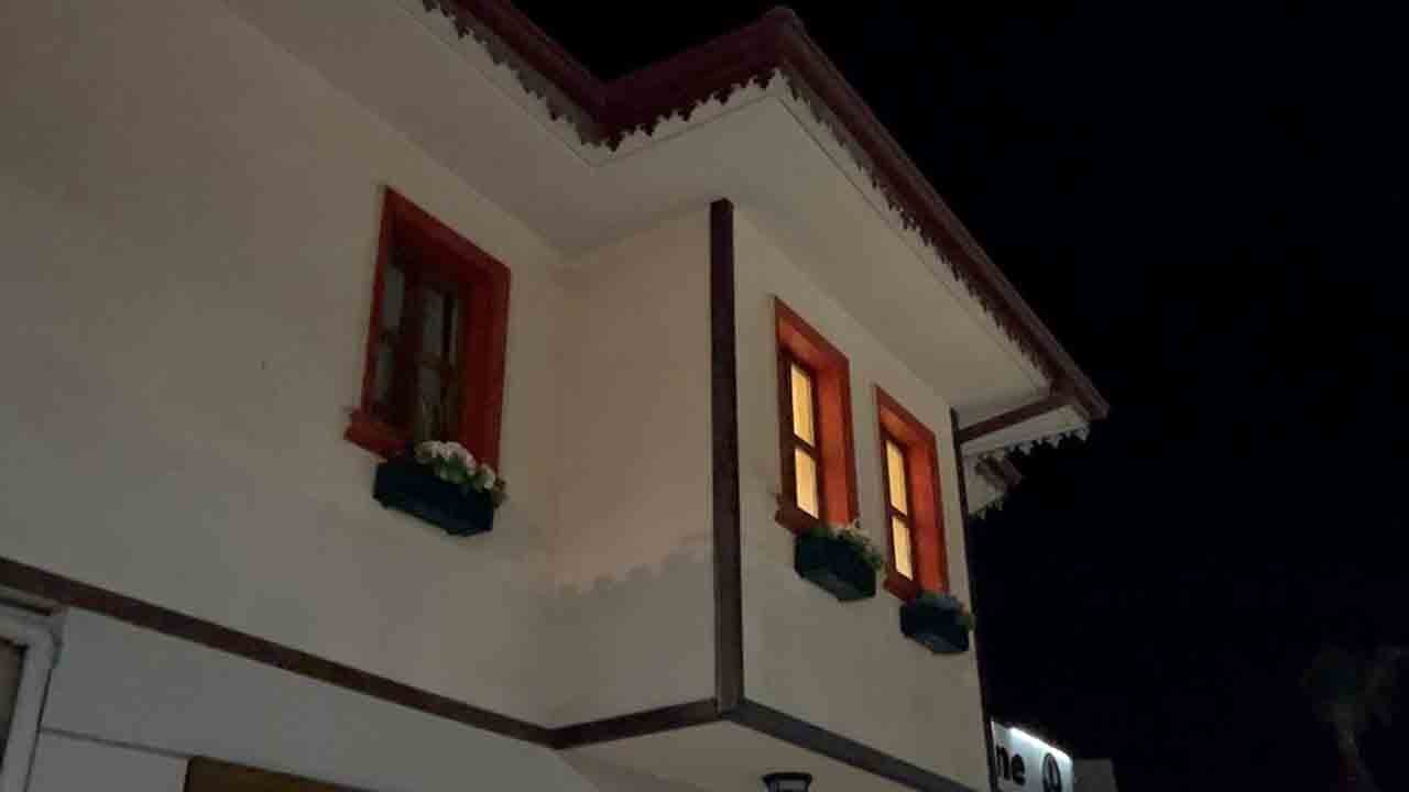 Foto - Emirsultan’da sahur geleneği farklı: Davul yerine ‘pilava pilava’ diye uyandırıyorlar