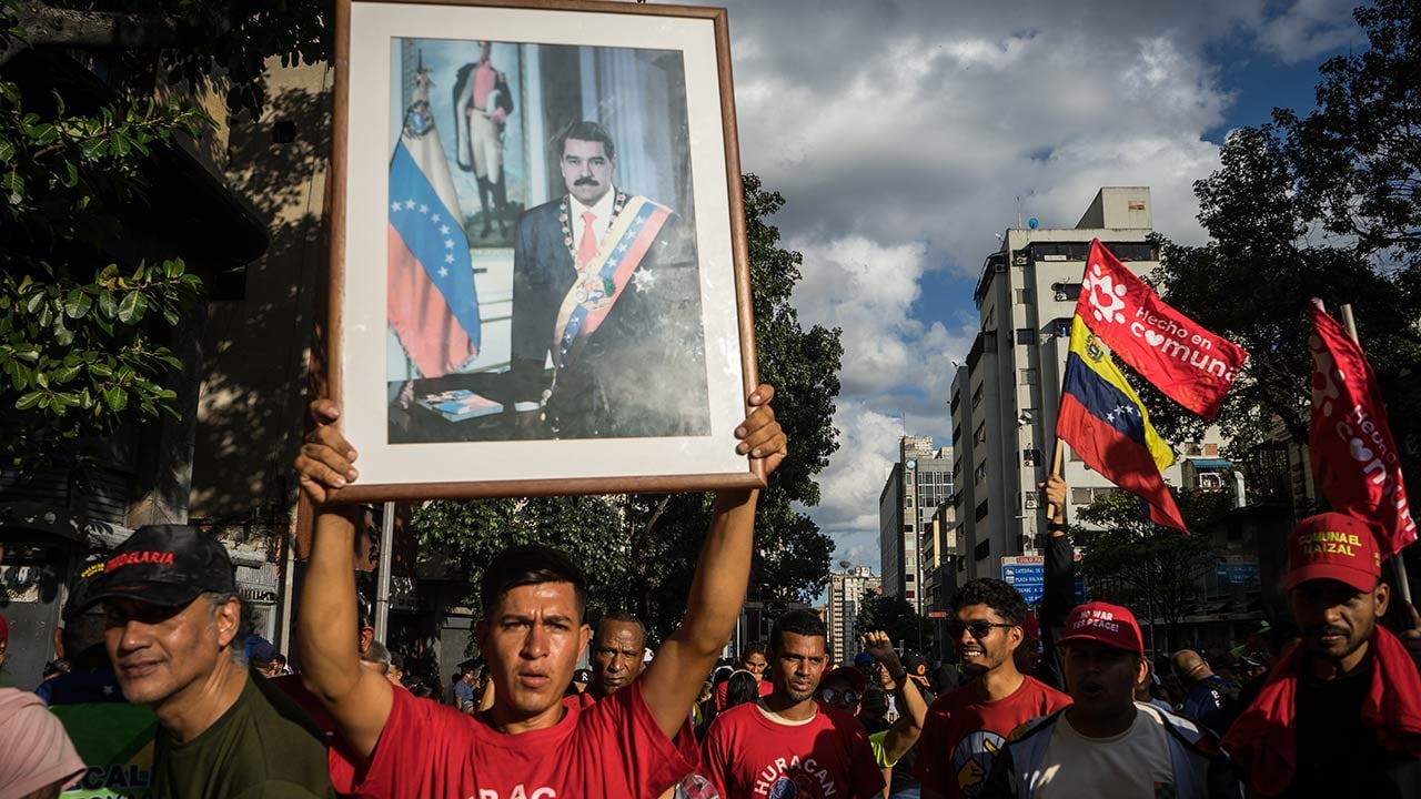 Foto - Emperyalist uşaklarının bahanelerine kulak asmayın… Venezuela’da halk Maduro için sokaklara indi
