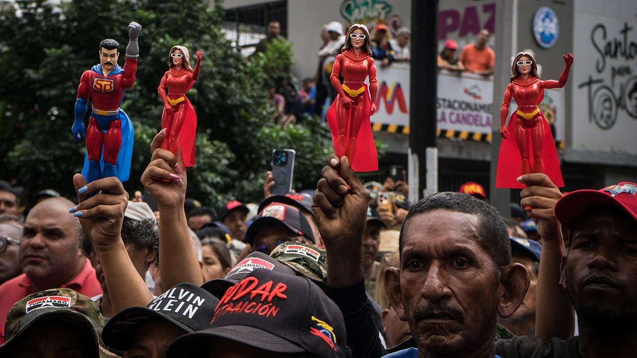 Foto - Emperyalist uşaklarının bahanelerine kulak asmayın… Venezuela’da halk Maduro için sokaklara indi