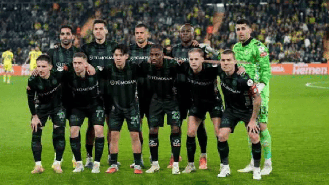 Foto - En az kart gören takım belli oldu! Aradaki fark dikkat çekti!