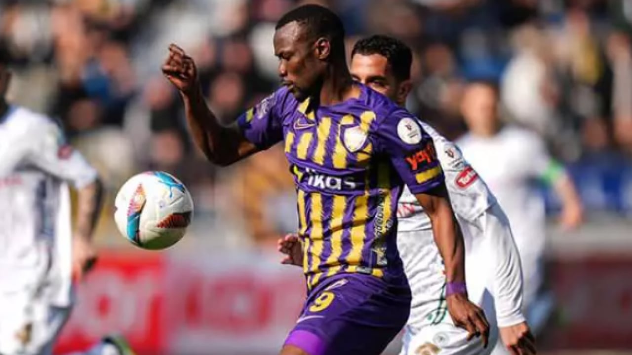 Foto - En az kart gören takım belli oldu! Aradaki fark dikkat çekti!