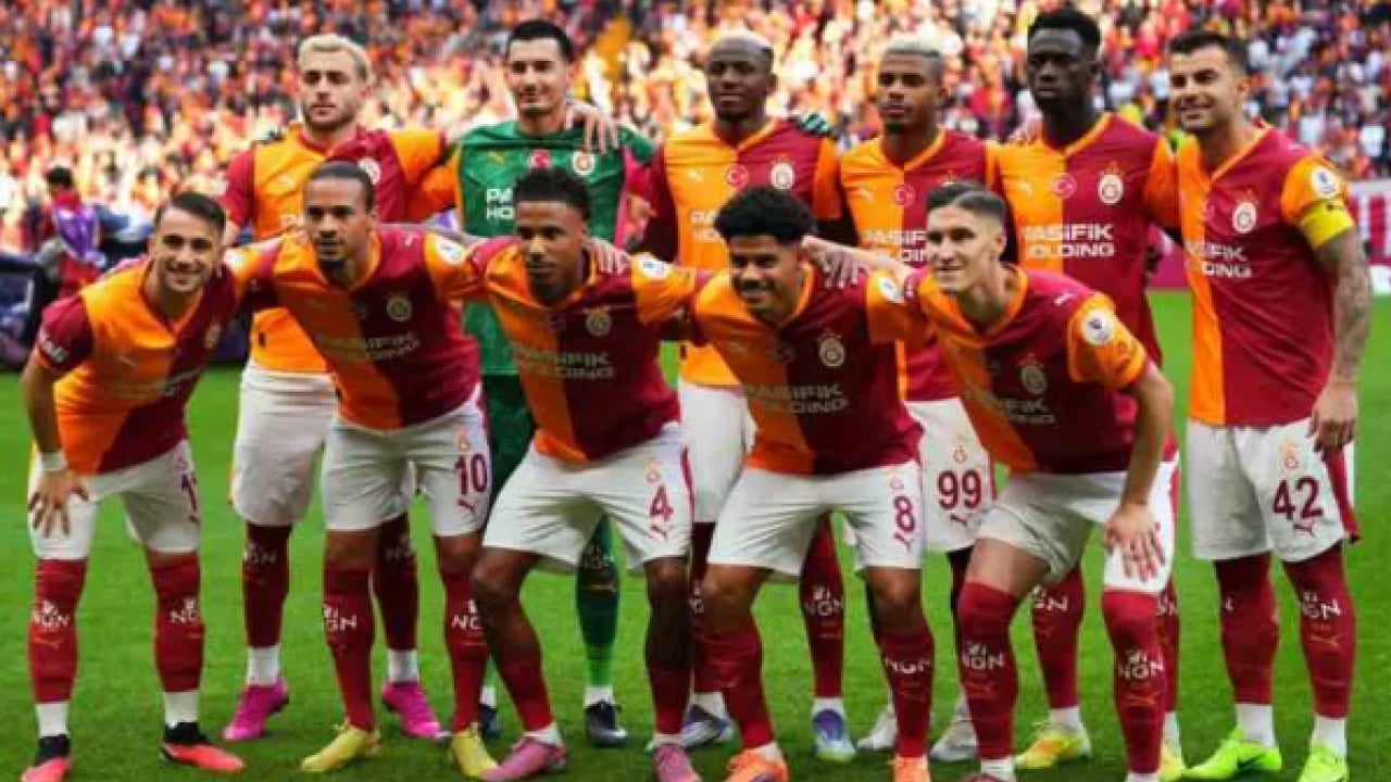 Foto - En az kart gören takım belli oldu! Aradaki fark dikkat çekti!