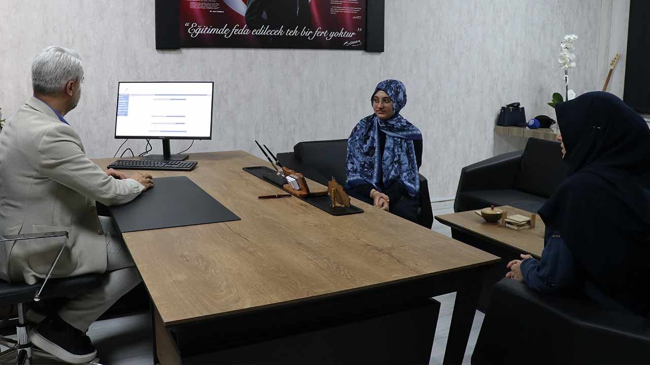 Foto - En büyük hedefi tıp okumak… Vanlı şampiyonun da ilk tercihi Kartal AİHL
