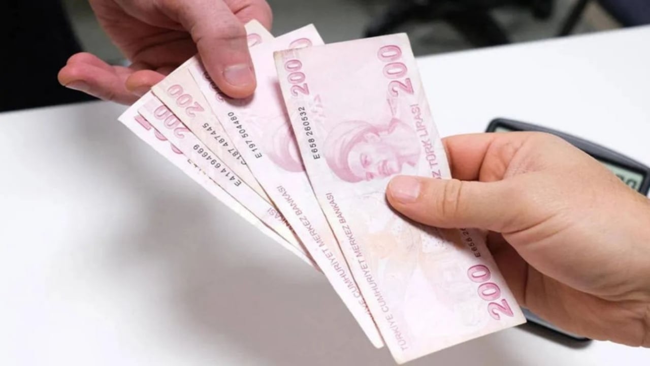 Foto - En düşük emekli ve memur maaşı ne kadar olacak? SGK uzmanı Emin Yılmaz kuruşu kuruşuna hesapladı: İşte rakamlar