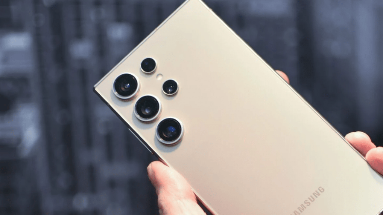 Foto - En iyi ekranlı telefonlar açıklandı! Ne Samsung ne Apple bakın ilk sırada hangisi var