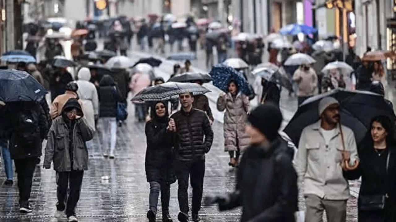Foto - En kalabalık yabancı nüfusu hangi şehirde? İşte yabancıların en çok yaşadığı iller! 