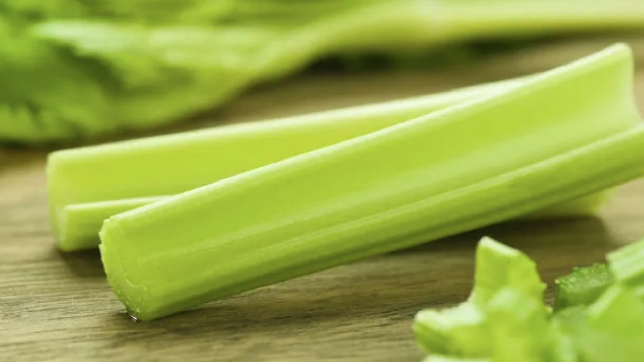 Foto - En pratik aletlerden biri... Mikrodalgada asla ısıtmamanız gereken 7 gıda!