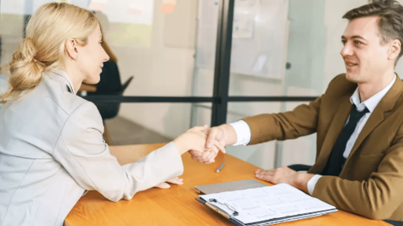 Foto - En tuzak dolu soru karşısında... İş görüşmesinde elenmenize sebep olan o cümleden vazgeçin!