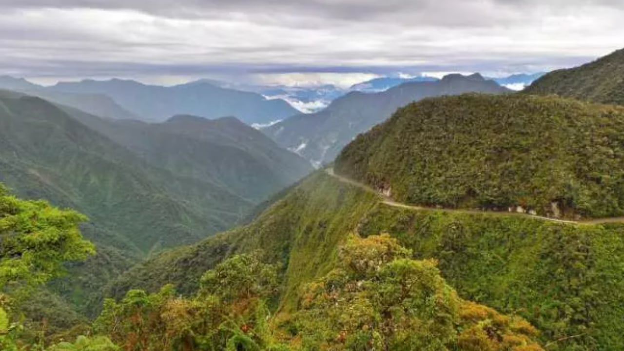 Foto - En usta şoför bile ecel terleri döküyor: İşte dünyanın en tehlikeli yolları