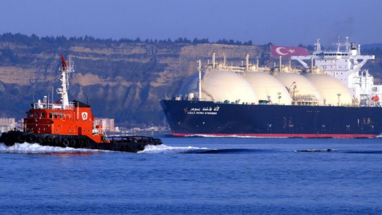 Foto - Enerjiye rahat nefes: 4 LNG gemisi koptu, Türkiye’ye geliyor