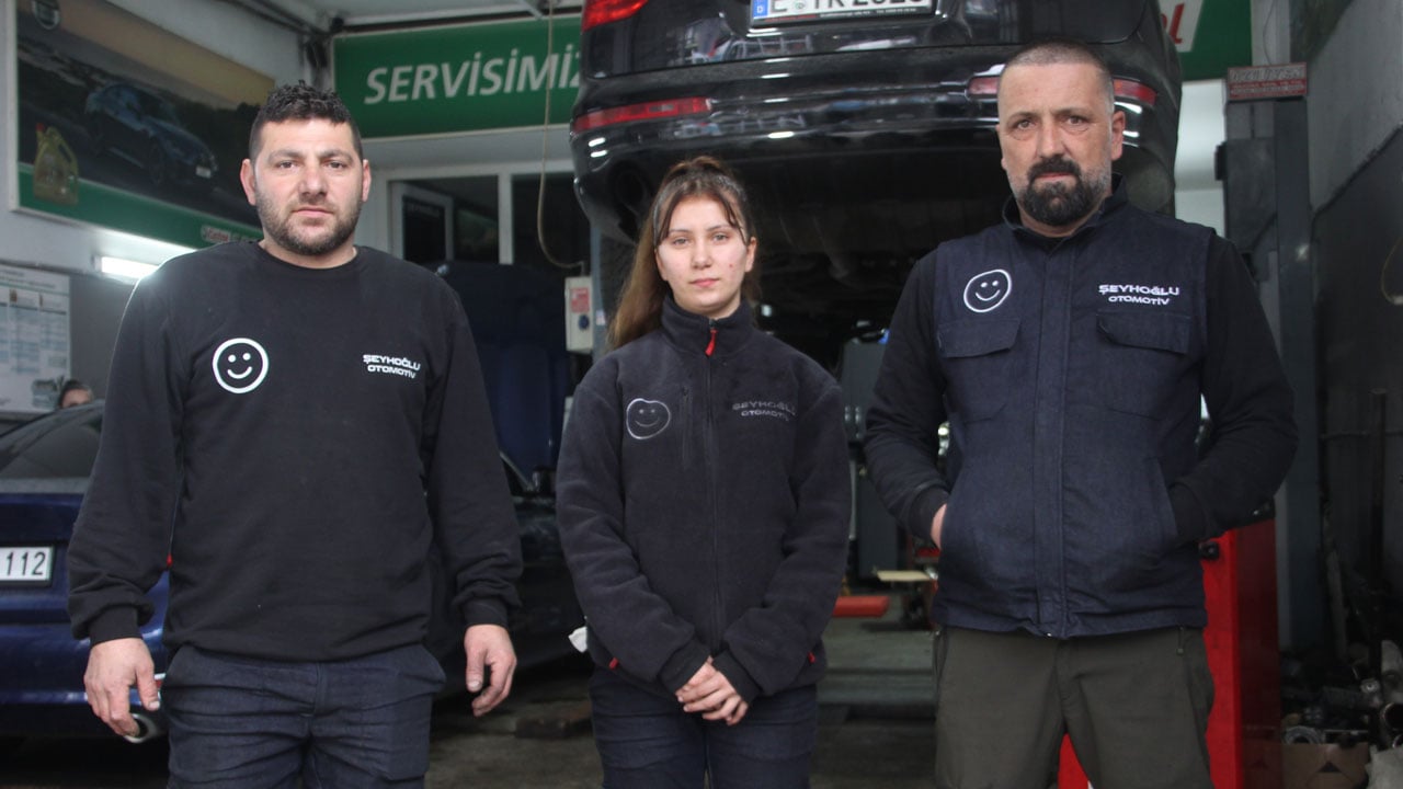 Foto - Engelleri yağa bulaşa bulaşa aşıyor! Sanayinin tek kız çırağı Dilem görenleri şaşırtıyor