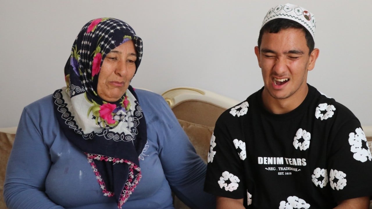 Foto - Engelli gencin ibretlik hikayesi: Cami aşkı mesafe tanımıyor