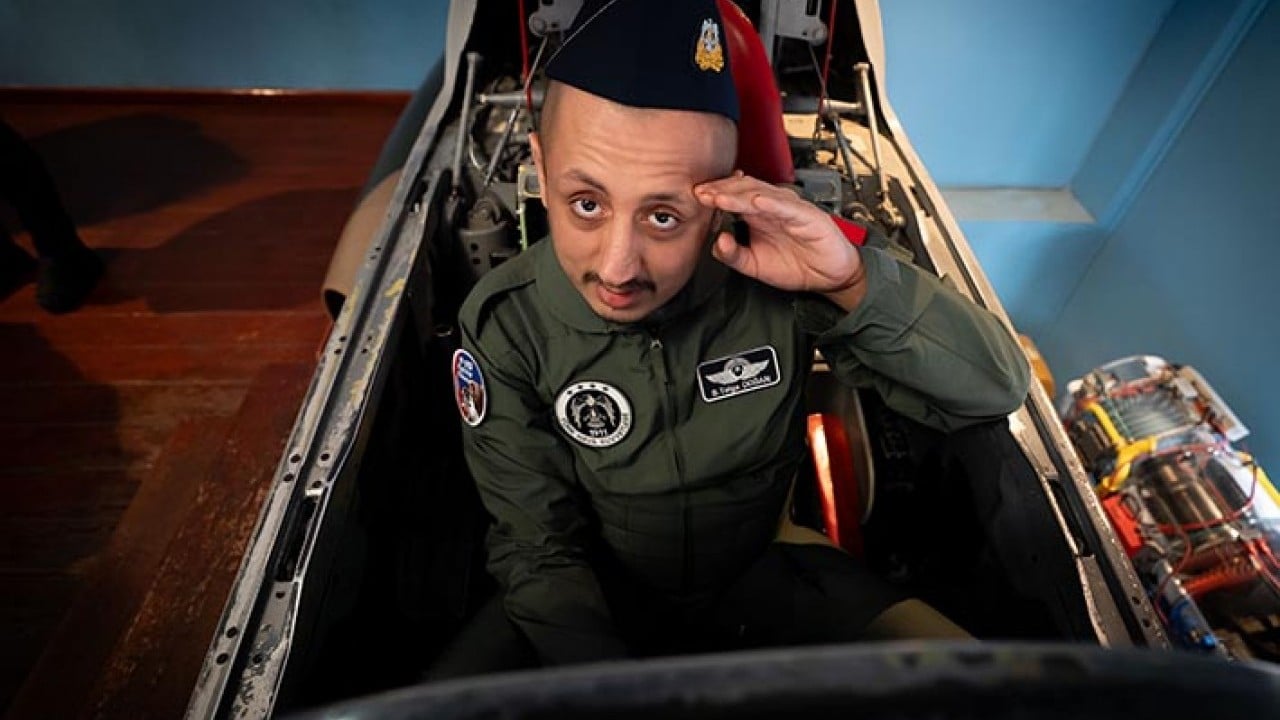 Engelli ve kanser hastası Tolga’nın pilotluk hayali gerçekleşti